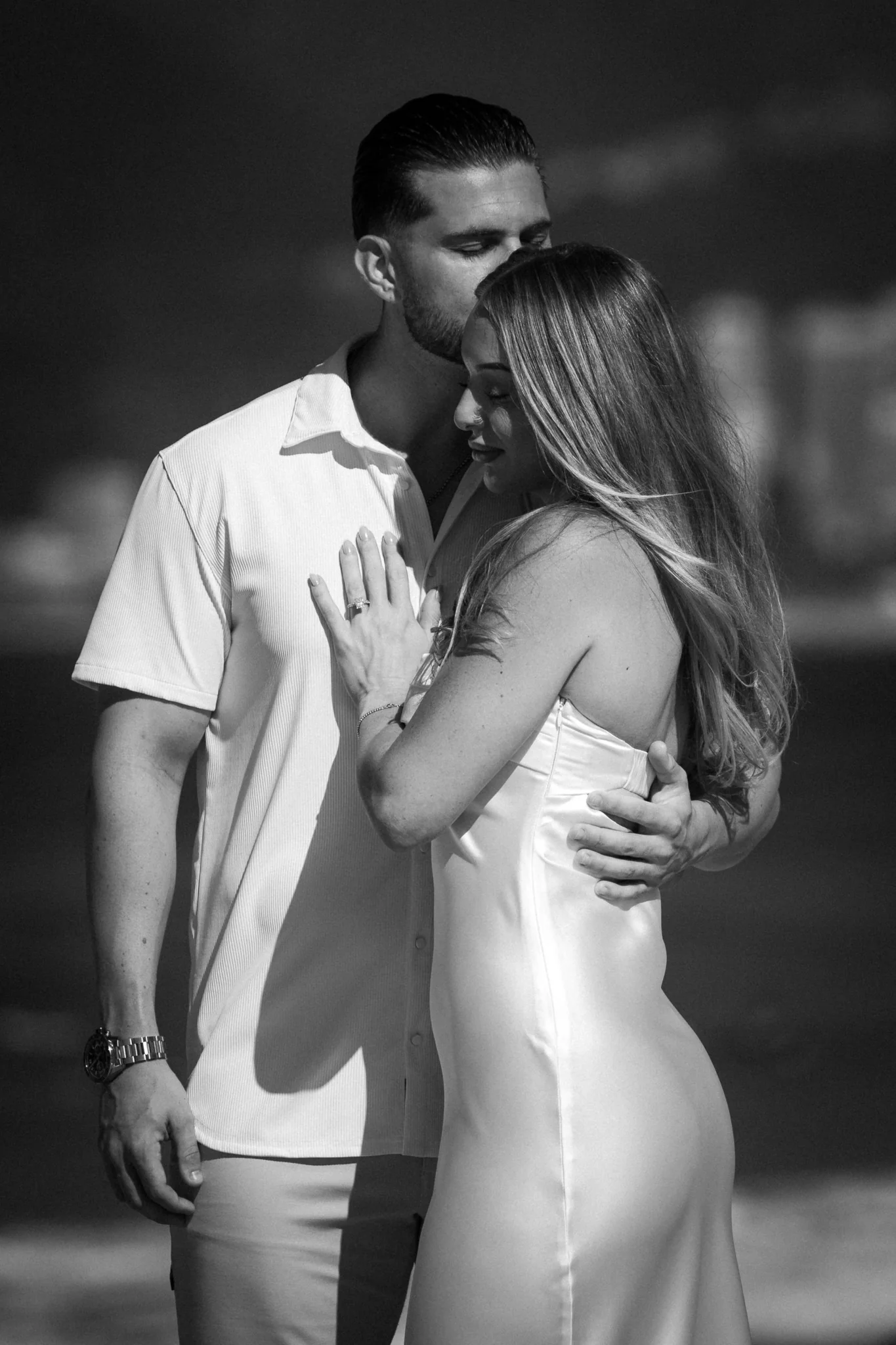 Black and white portrait of a couple in Rio de Janeiro.